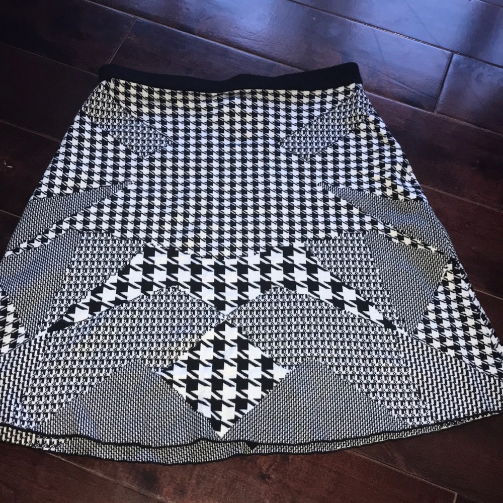 Black and white flared winter skirt